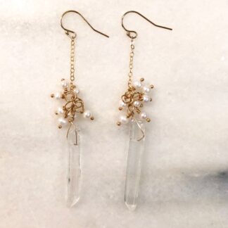 the icicle drop raw crystal & 14k gold earring